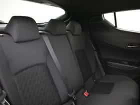 Toyota C-HR (2020) thumbnail 30