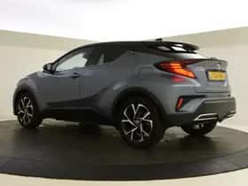 Toyota C-HR (2020) thumbnail 6