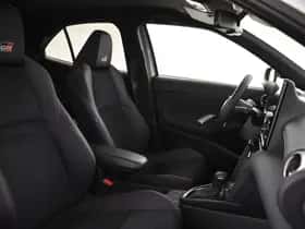 Toyota Yaris Cross (2024) thumbnail 3