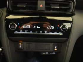 Toyota Yaris Cross (2024) thumbnail 10