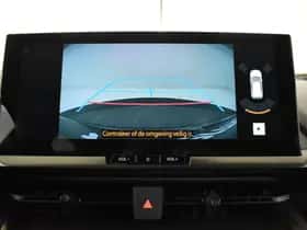 Toyota C-HR (2024) thumbnail 12