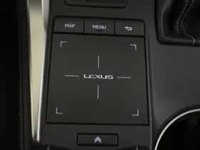Lexus NX (2018) thumbnail 25