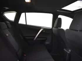 Toyota RAV4 (2018) thumbnail 25