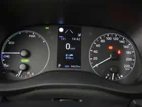Toyota Yaris (2023) thumbnail 16
