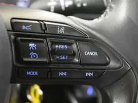 Toyota Yaris (2023) thumbnail 18