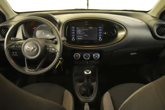 Toyota Aygo (2022) thumbnail 4