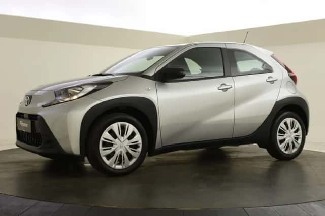 Toyota Aygo (2022) thumbnail 5