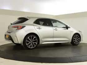 Toyota Corolla (2019) thumbnail 2
