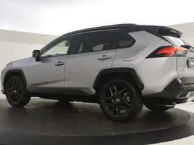 Toyota RAV4 (2024) thumbnail 2