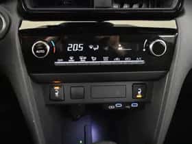 Toyota Yaris Cross (2024) thumbnail 18