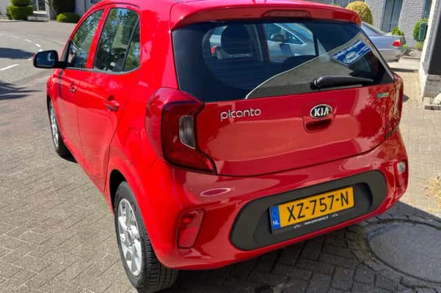 Kia Picanto (2019) thumbnail 6