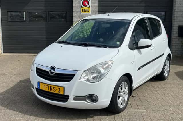 Opel Agila (2012) thumbnail 1