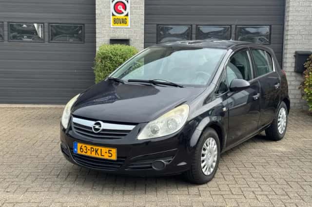 Opel Corsa (2009) thumbnail 1
