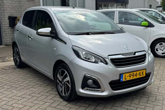Peugeot 108 (2021) thumbnail 3