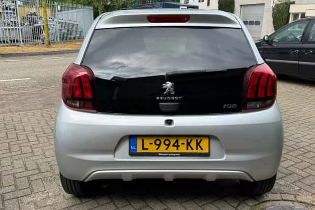 Peugeot 108 (2021) thumbnail 5