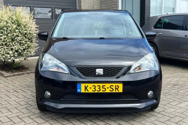 SEAT Mii (2015) thumbnail 2