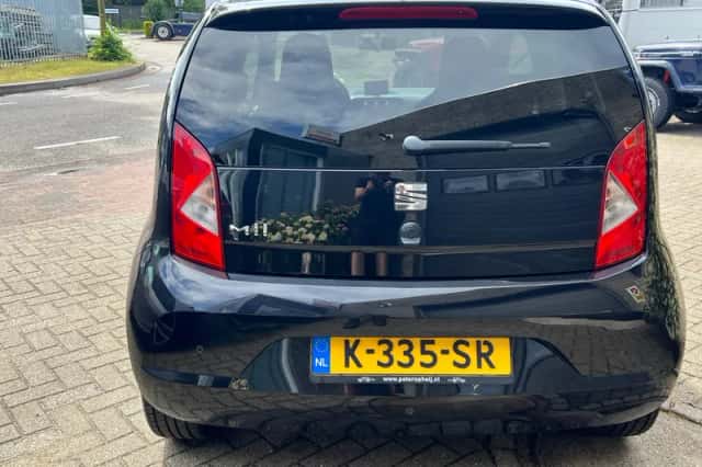 SEAT Mii (2015) thumbnail 5