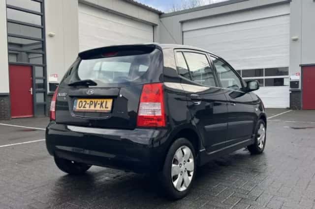 Kia Picanto (2004) thumbnail 4