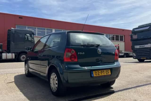 Volkswagen Polo (2004) thumbnail 6