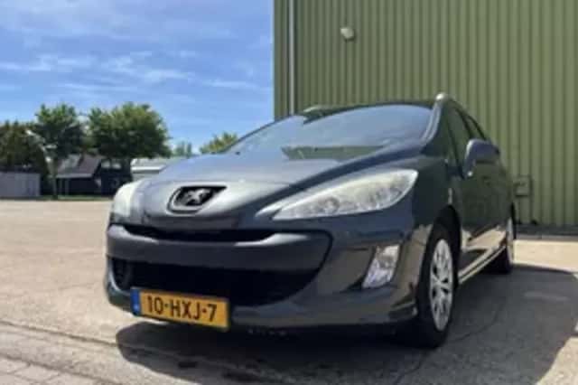Peugeot 308 (2009) thumbnail 1