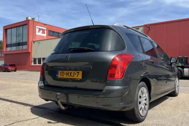 Peugeot 308 (2009) thumbnail 4