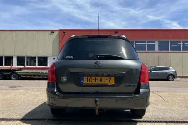 Peugeot 308 (2009) thumbnail 5