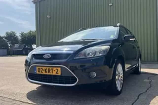 Ford Focus (2010) thumbnail 1