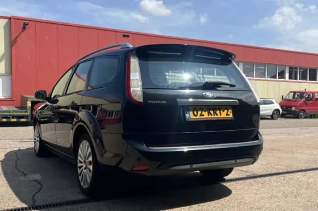 Ford Focus (2010) thumbnail 6