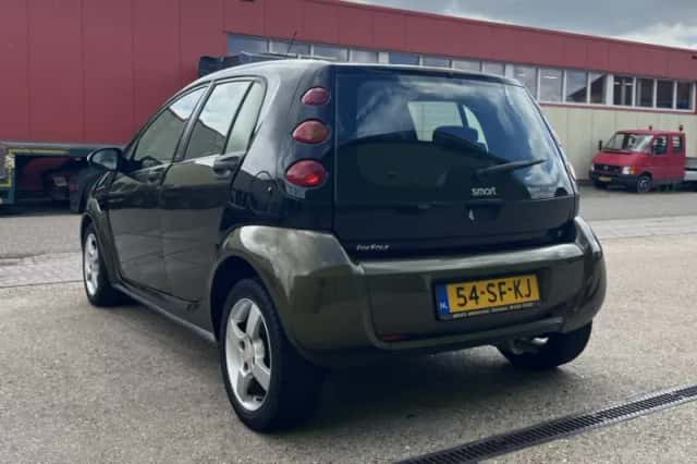 Smart ForFour (2005) thumbnail 6