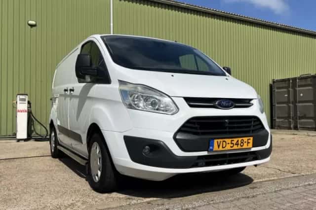 Ford Transit Custom (2013) thumbnail 2