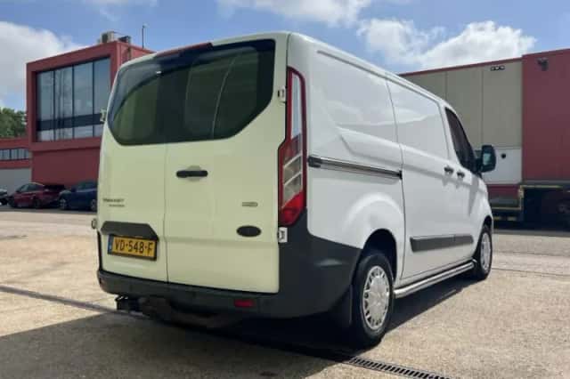 Ford Transit Custom (2013) thumbnail 5