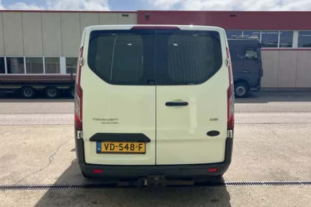 Ford Transit Custom (2013) thumbnail 6