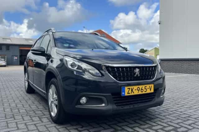 Peugeot 2008 (2019) thumbnail 2