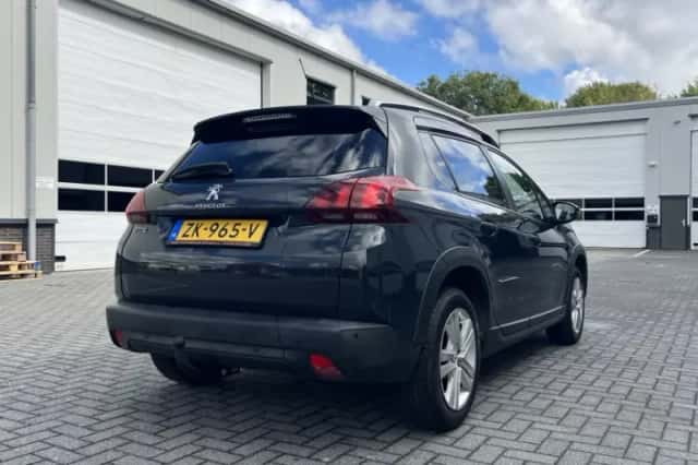 Peugeot 2008 (2019) thumbnail 4
