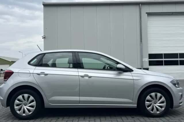 Volkswagen Polo (2021) thumbnail 3