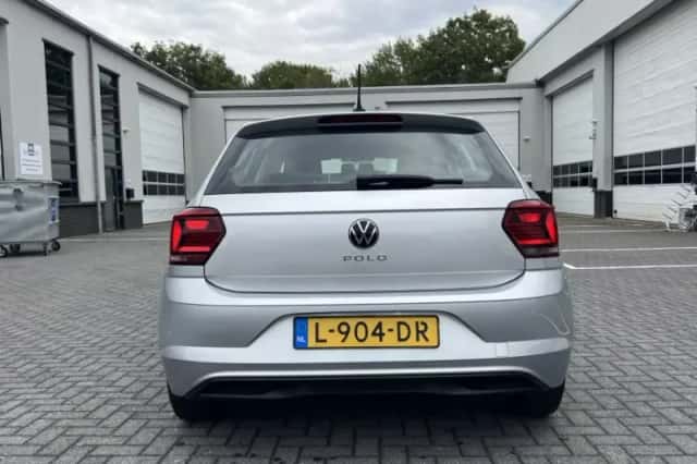 Volkswagen Polo (2021) thumbnail 5