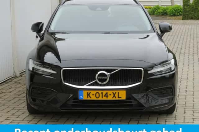 Volvo V60 (2021) thumbnail 6
