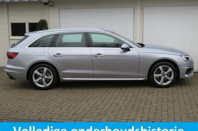 Audi A4 (2023) thumbnail 5