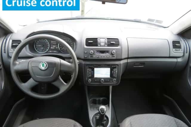 Škoda Fabia (2010) thumbnail 4