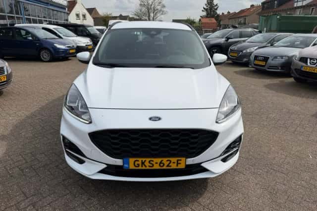 Ford Kuga (2020) thumbnail 6
