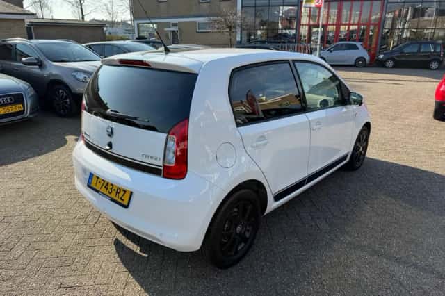 Škoda Citigo (2012) thumbnail 3