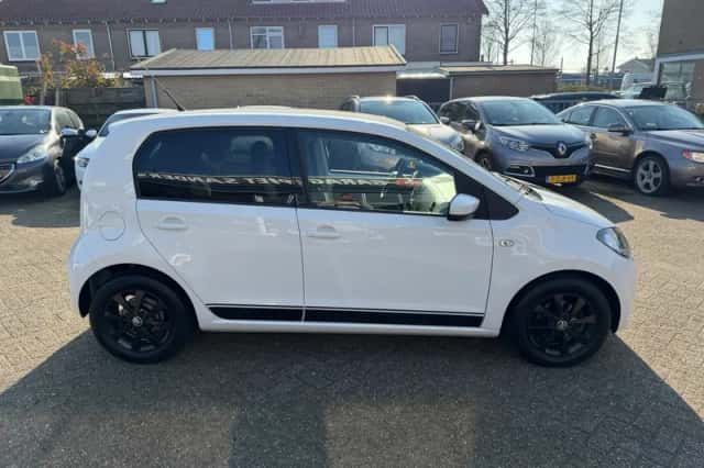 Škoda Citigo (2012) thumbnail 5