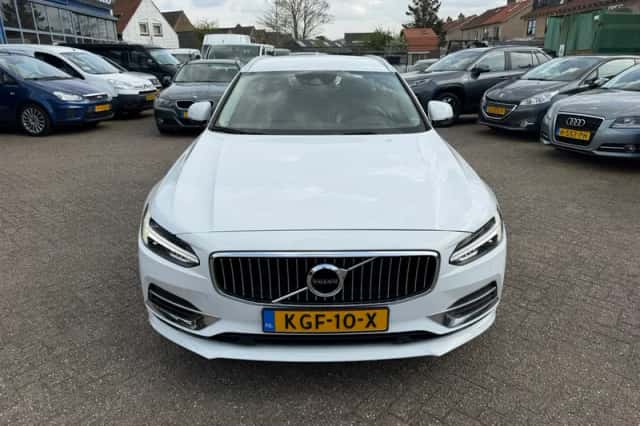 Volvo V90 (2017) thumbnail 6