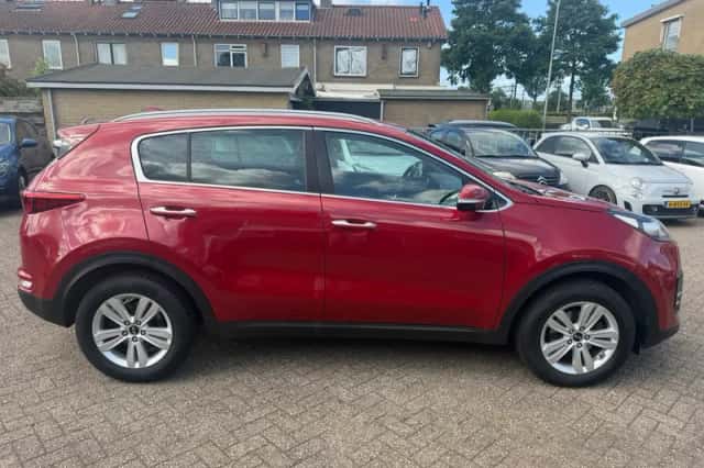 Kia Sportage (2017) thumbnail 5