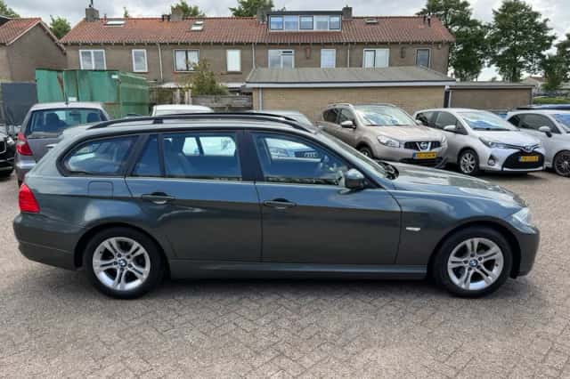 BMW 3-Serie (2009) thumbnail 5