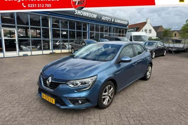 Renault Mégane (2017) thumbnail 1