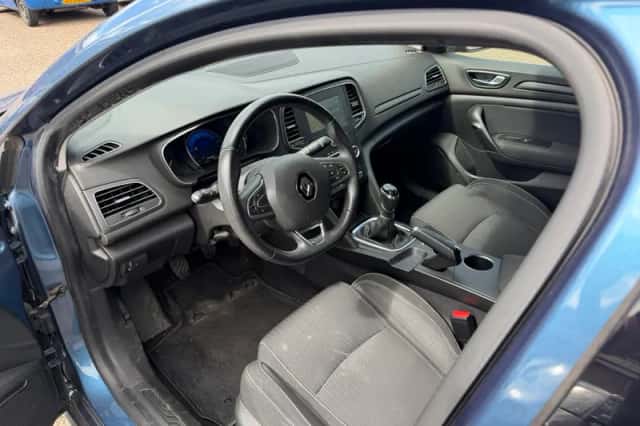 Renault Mégane (2017) thumbnail 4