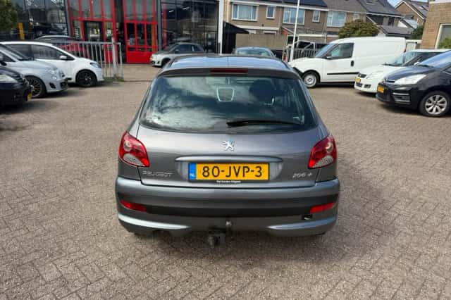 Peugeot 206 (2009) thumbnail 6