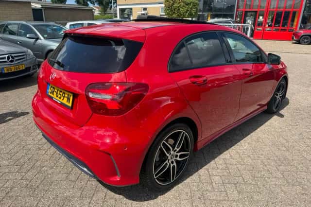 Mercedes-Benz A-Klasse (2018) thumbnail 2