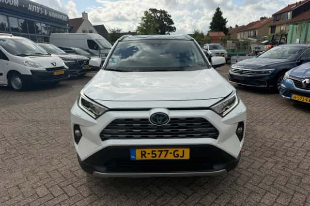 Toyota RAV4 (2019) thumbnail 5